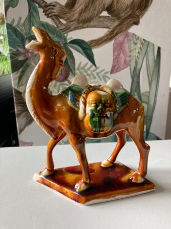 kameel chinees aardewerk