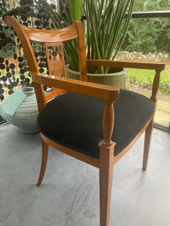 Harpstoel antieke houten stoel harp