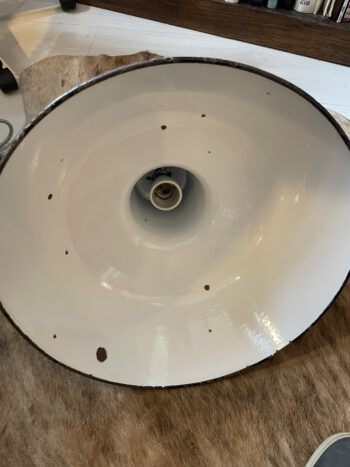 Vintage industriële emaille hanglamp patina fabriekslamp