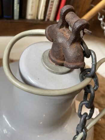 Vintage industriële emaille hanglamp patina fabriekslamp