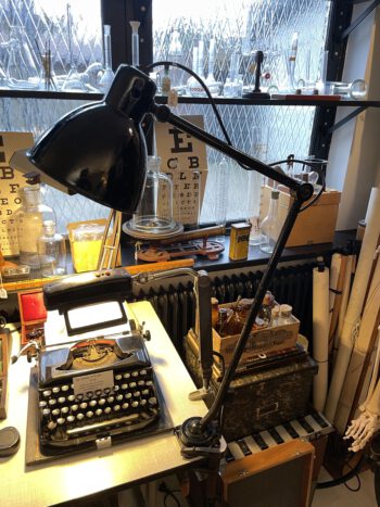 Bauhaus bureaulamp industriele werklamp machinelamp