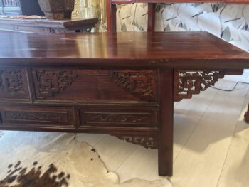 Chinese houten salontafel decoratief houtsnijwerk