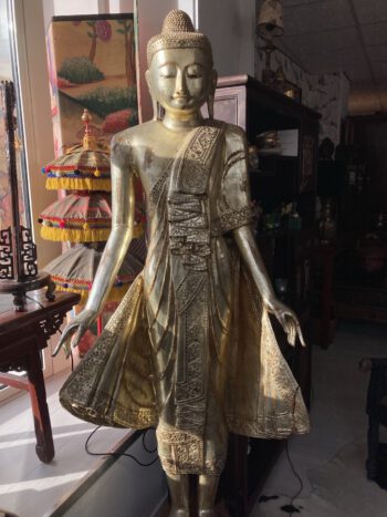 Thai buddha hout boedhabeeld