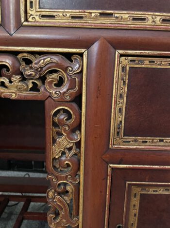 Chinees Dressoir rood hou goud gedecoreerd