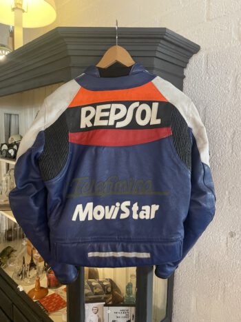 Leren motorjas uit de GP motorrace. Honda, repsol, movistar motorjack