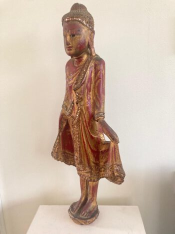 Staande houten Buddha