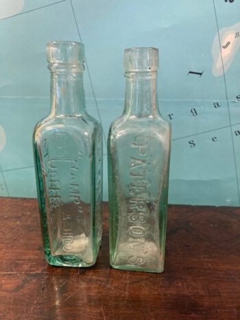 glas Antieke fles glas flesje