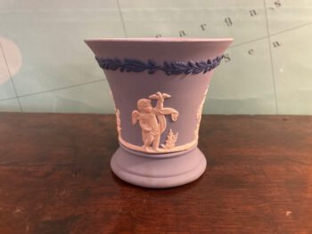 jasperware Wedgwood vaasje