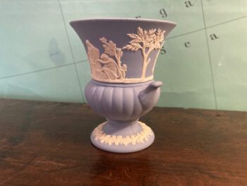 Blauwe wedgwood kelk