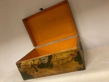 Chinese kist gedecoreerd antiek